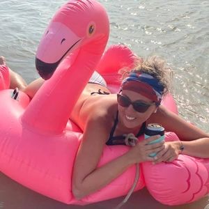 Meet your Posher, Whitney